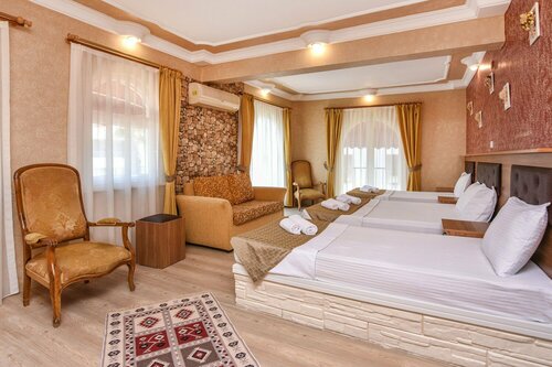 Гостиница Turkevi Butik Otel в Айвалыке