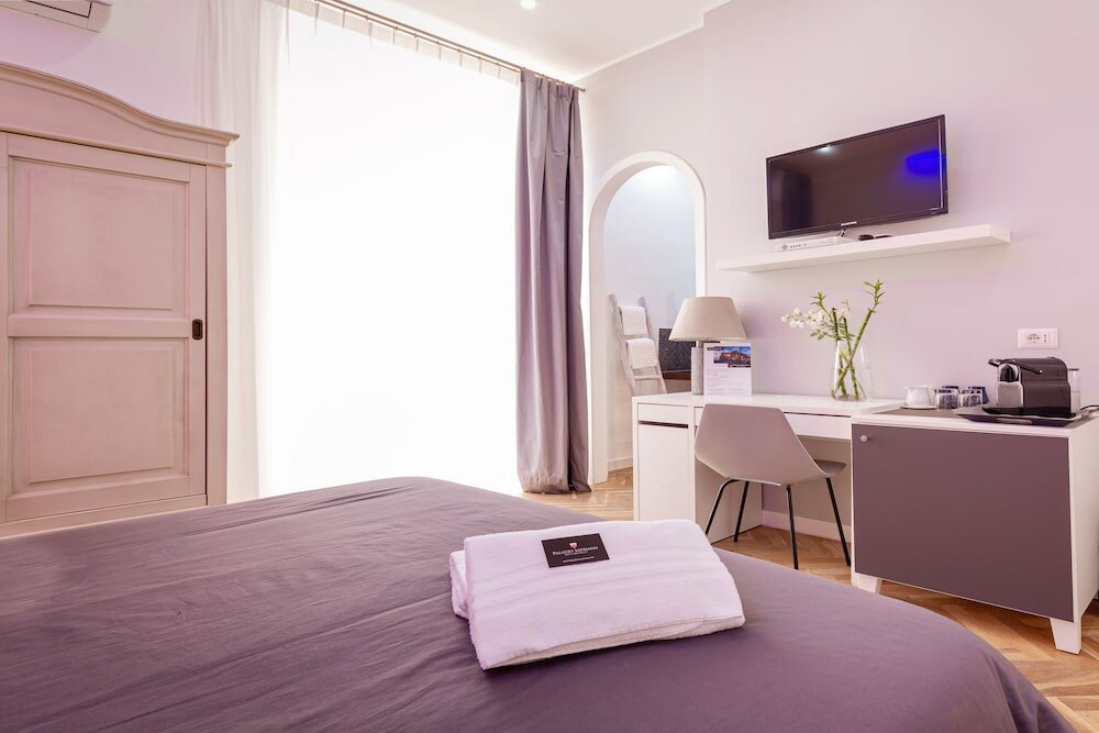 Фото Bed & Breakfast Palazzo Satriano