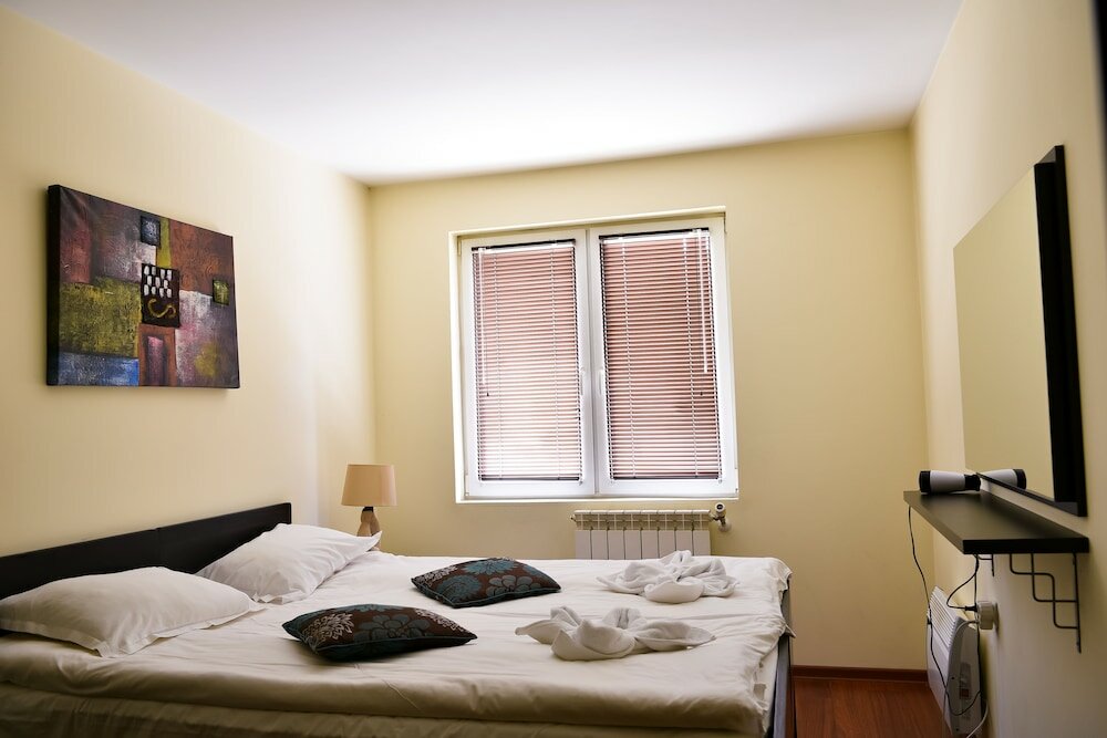 Фото Bojur & Bojurland Apartment Complex