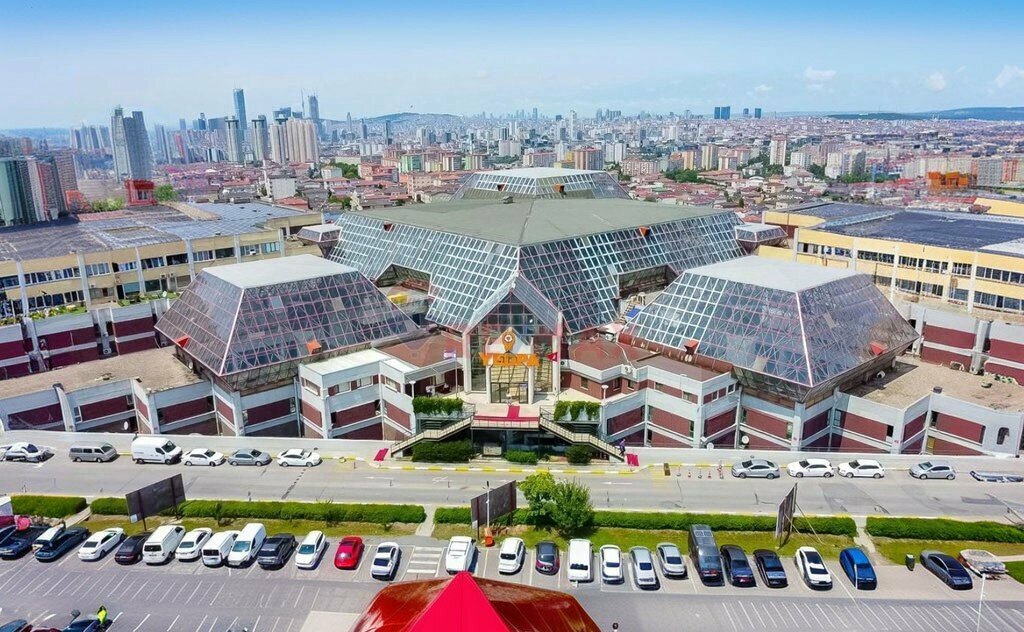 Auto parts and auto goods store Biotech Automotive, Istanbul, photo