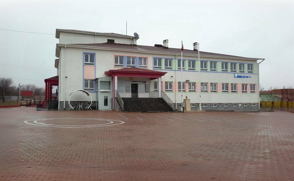 Primary school Fatih Primary School, Yesilhisar, photo