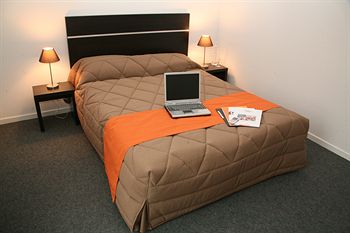 Фото Nemea Nancy Appart'hotel