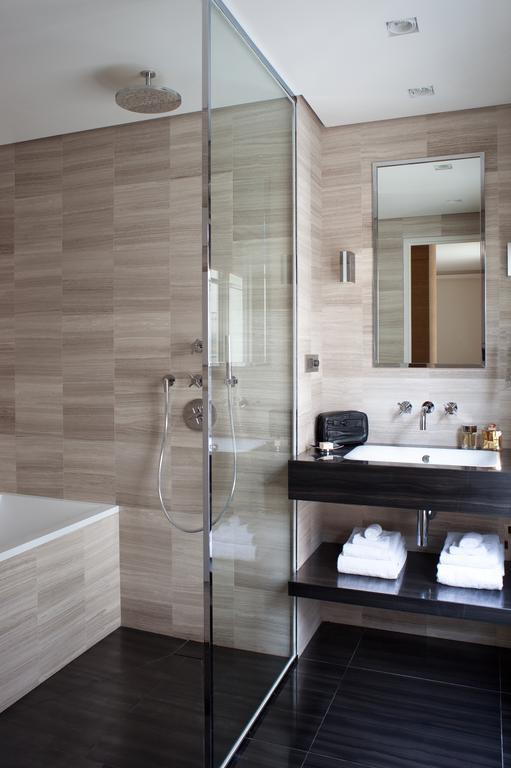 Фото Hôtel Marignan Champs Elysées