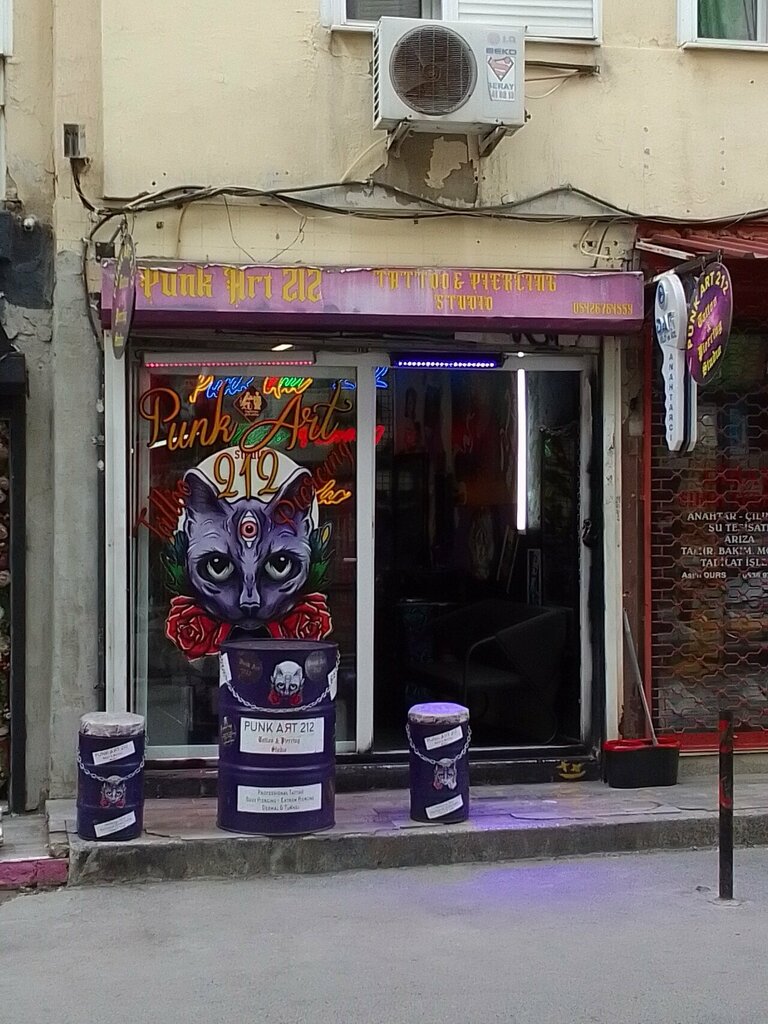Tattoo studio Punk Art212 Tattoo and Piercing Studio, Izmir, photo