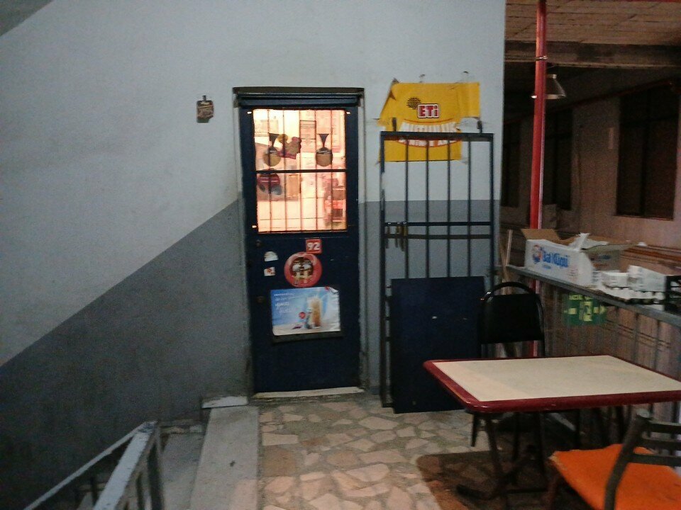 Convenience store Dogan Buffet, Istanbul, photo