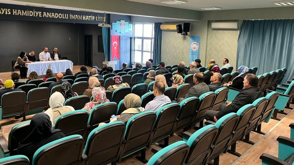 Religious education 19 May Hamidiye Anatolian Imam Hatip High School, Ondokuzmayis, photo