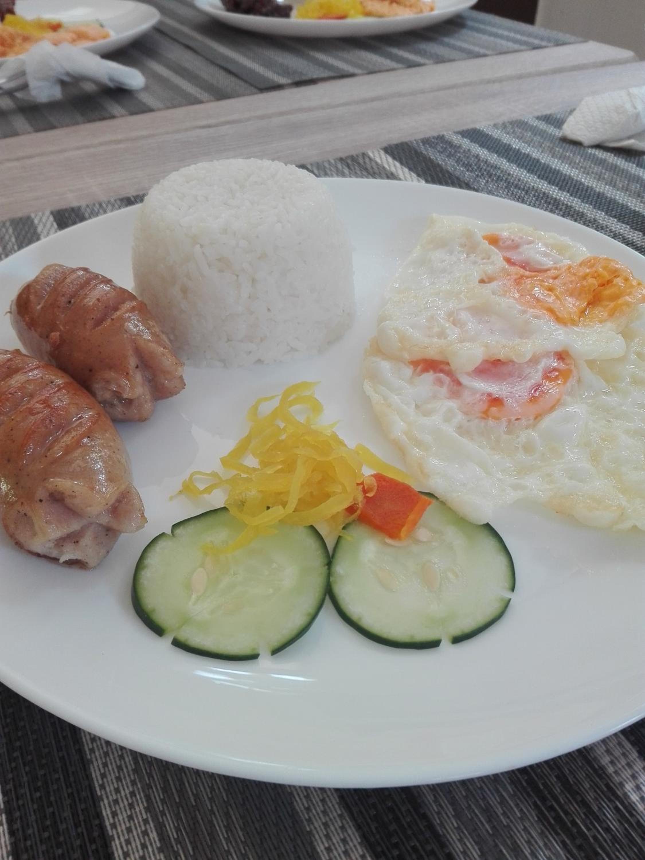 Фото Sulit Budget Hotel