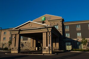 Гостиница Holiday Inn Express & Suites Thunder Bay, an Ihg Hotel