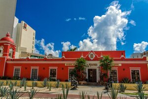 Гостиница Krystal Cancun