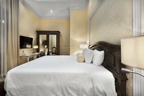 Гостиница Hotel La Perla в Леоне