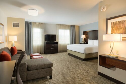 Гостиница Staybridge Suites Corona South, an Ihg Hotel в Короне