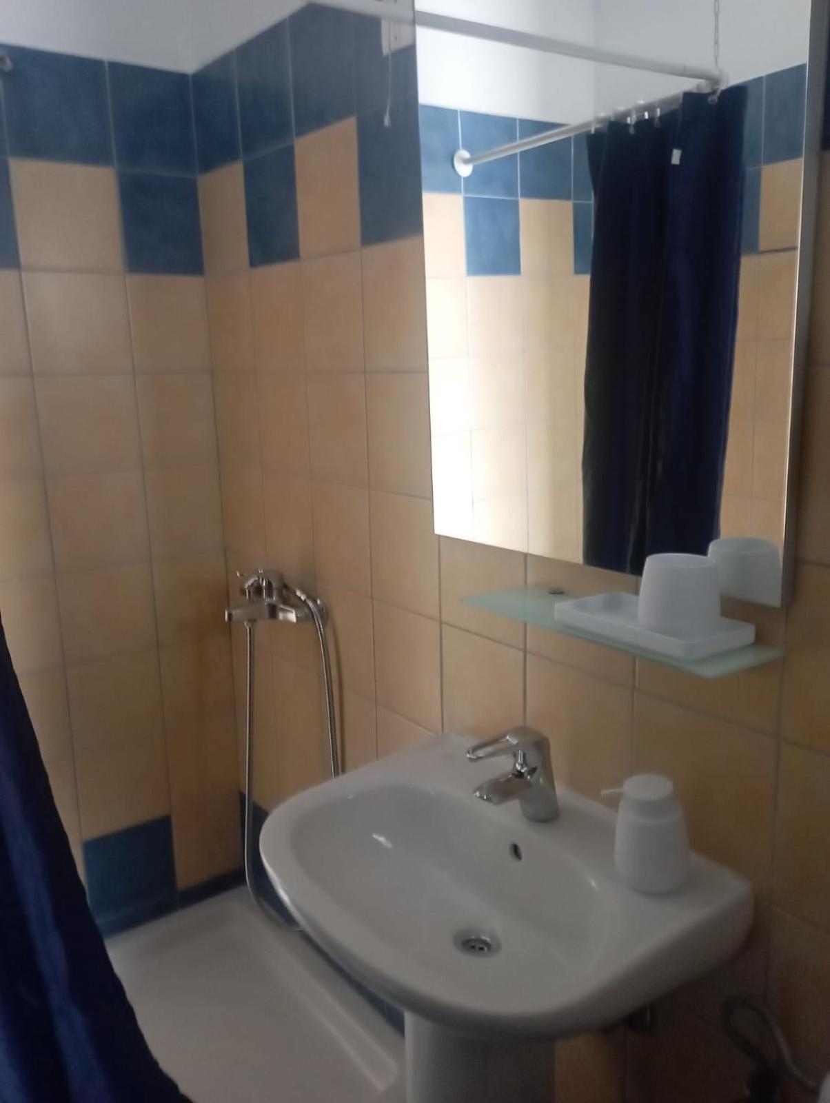 Фото Toni's Guesthouse