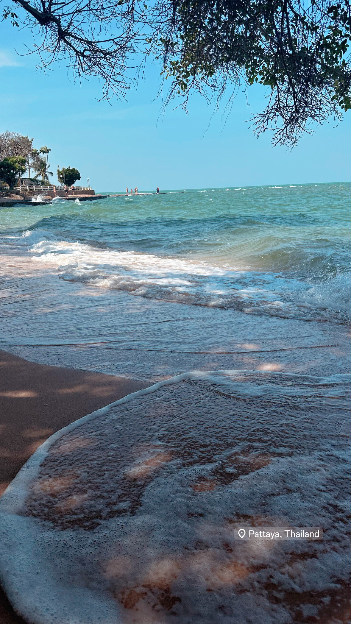 Фото Golden Tulip Pattaya Beach Resort