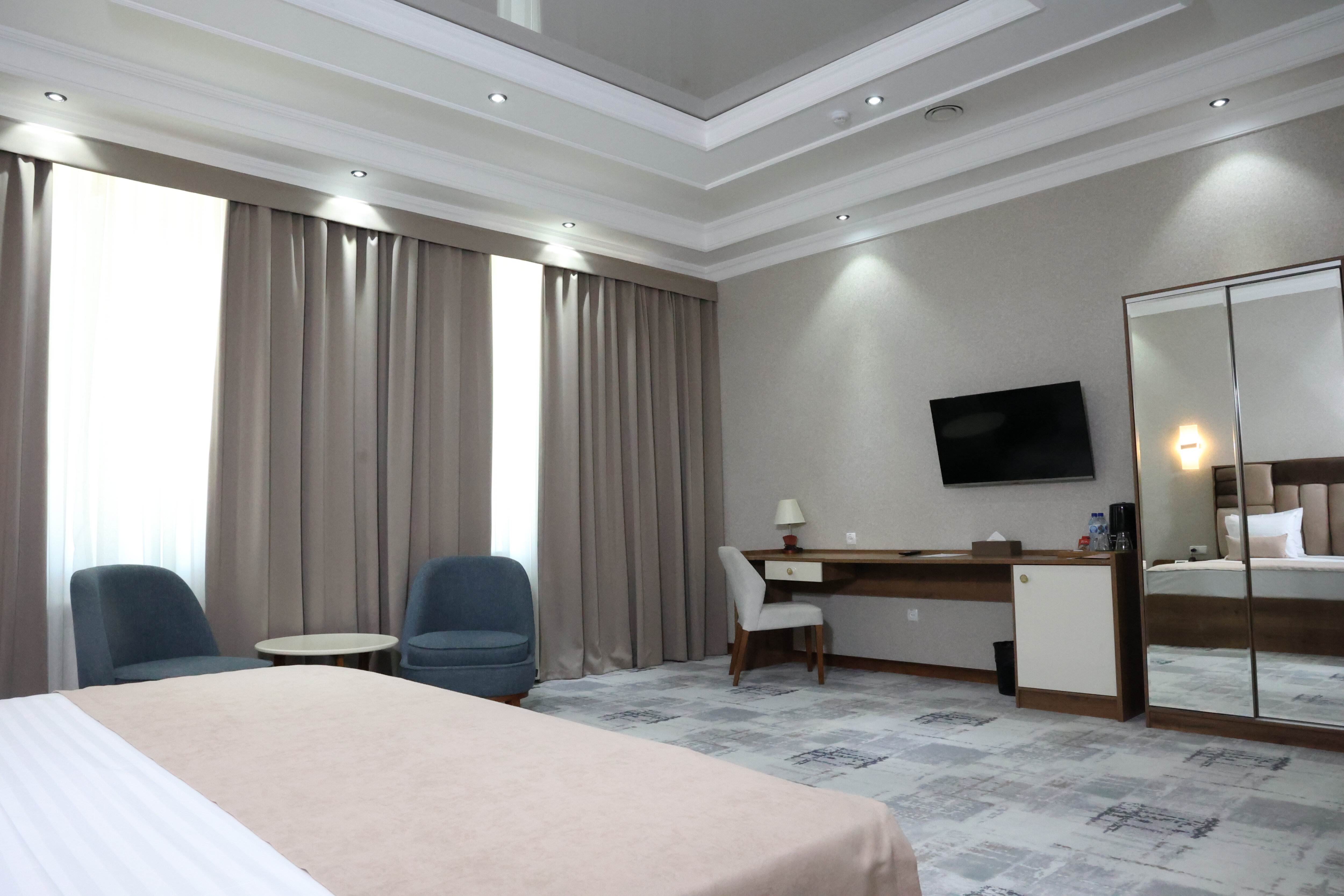 Фото Green Park Hotel