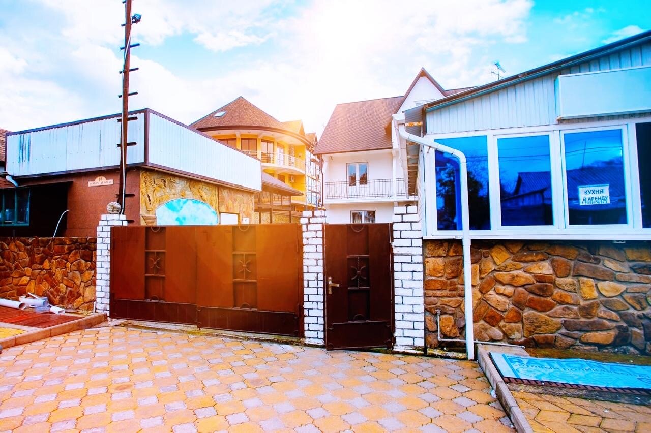 Фото отеля 2