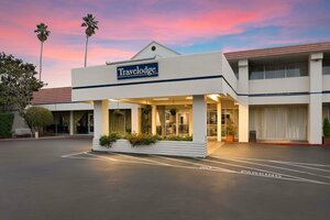 Гостиница Travelodge by Wyndham Monterey Bay