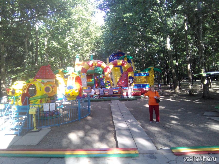 Фото Мер Бак