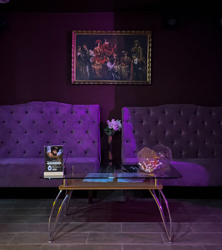 Ayollarning yalangoch qalin sonlari