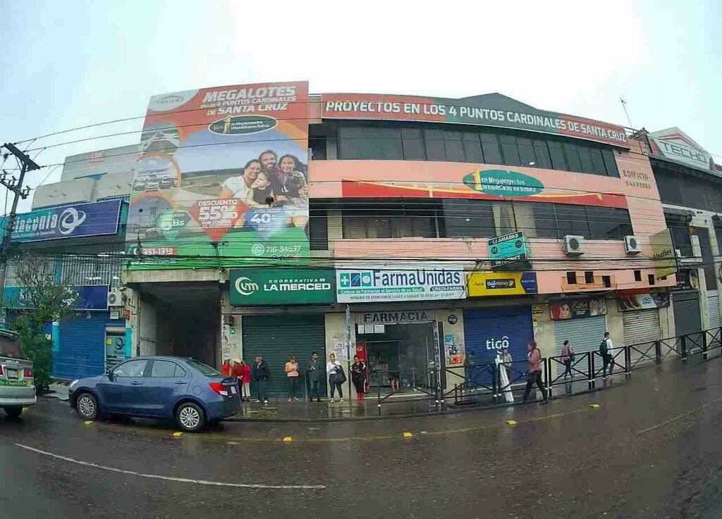 Pharmacy Farma Unidas, Santa Cruz de la Sierra, photo