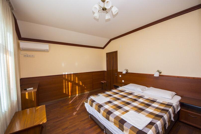 Фото Семейный на Трудящихся