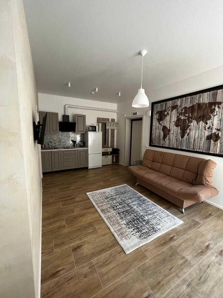 Фото Whale apart