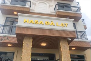 Апартаменты Hasa Da Lat Hotel and Apartment