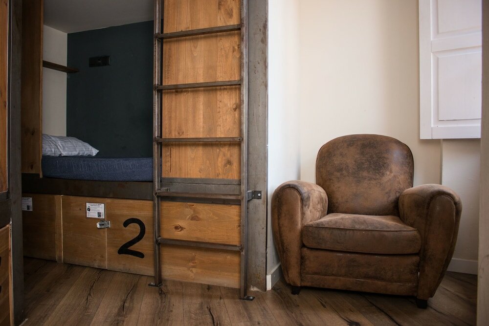 Фото Black Swan Hostel Sevilla