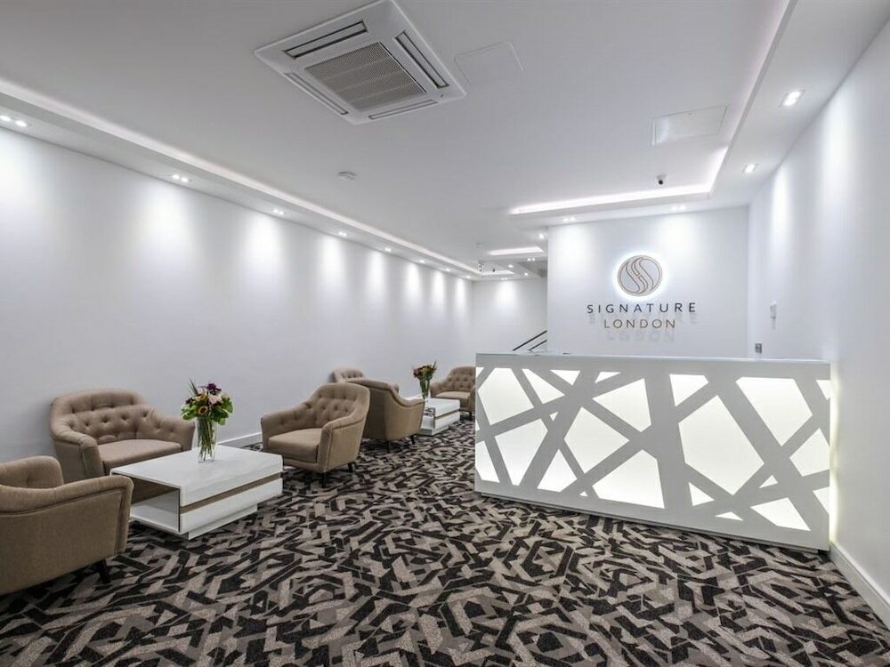 Фото Signature London