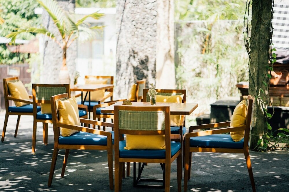 Фото Umpadhi Canggu Hotel