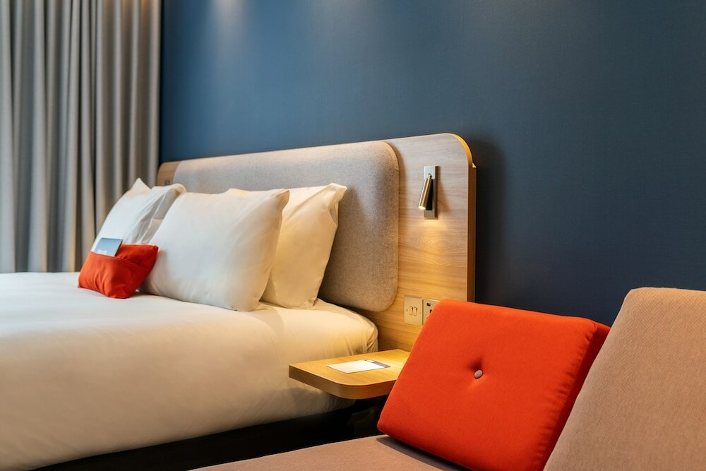 Фото Holiday Inn Express Amsterdam - North Riverside