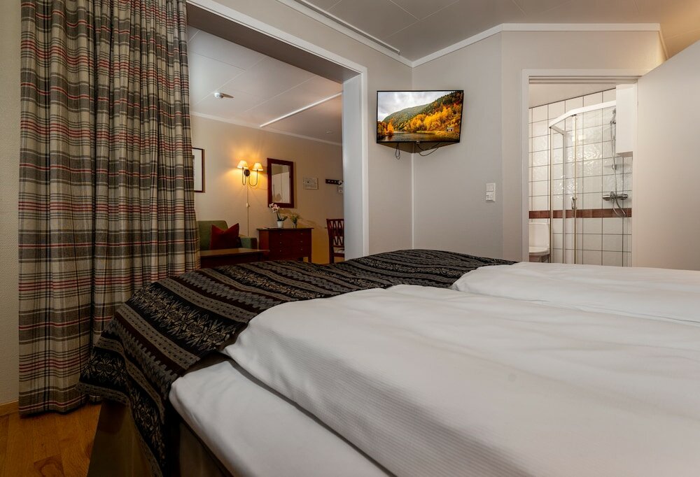 Фото Birkebeineren Hotel & Apartments