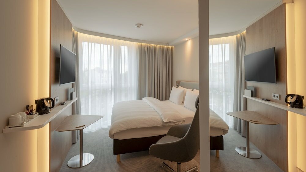 Фото Holiday Inn Express Offenbach, an Ihg Hotel