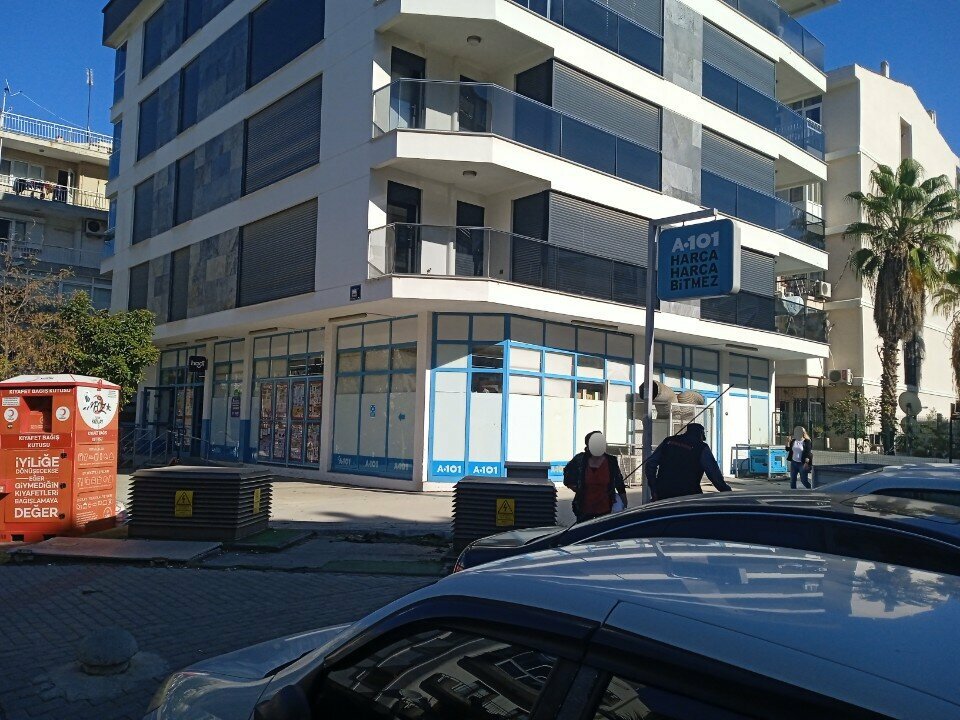 Supermarket A101, Izmir, photo