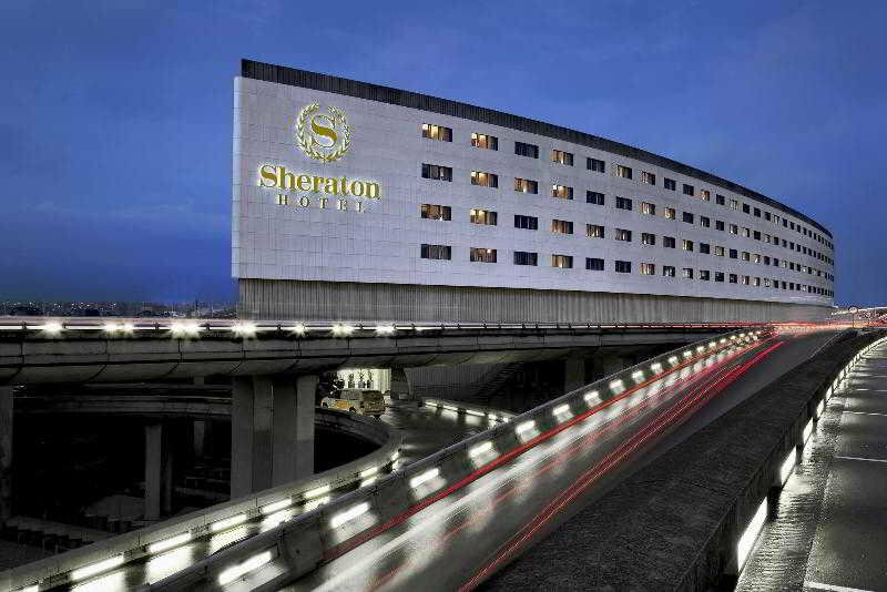 Гостиница Sheraton Paris Charles de Gaulle Airport Hotel