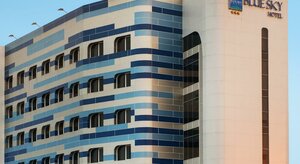 Гостиница Blue Sky Hotel Petamburan