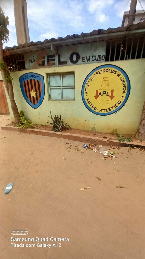 Bar, pub Bar, Loanda, photo