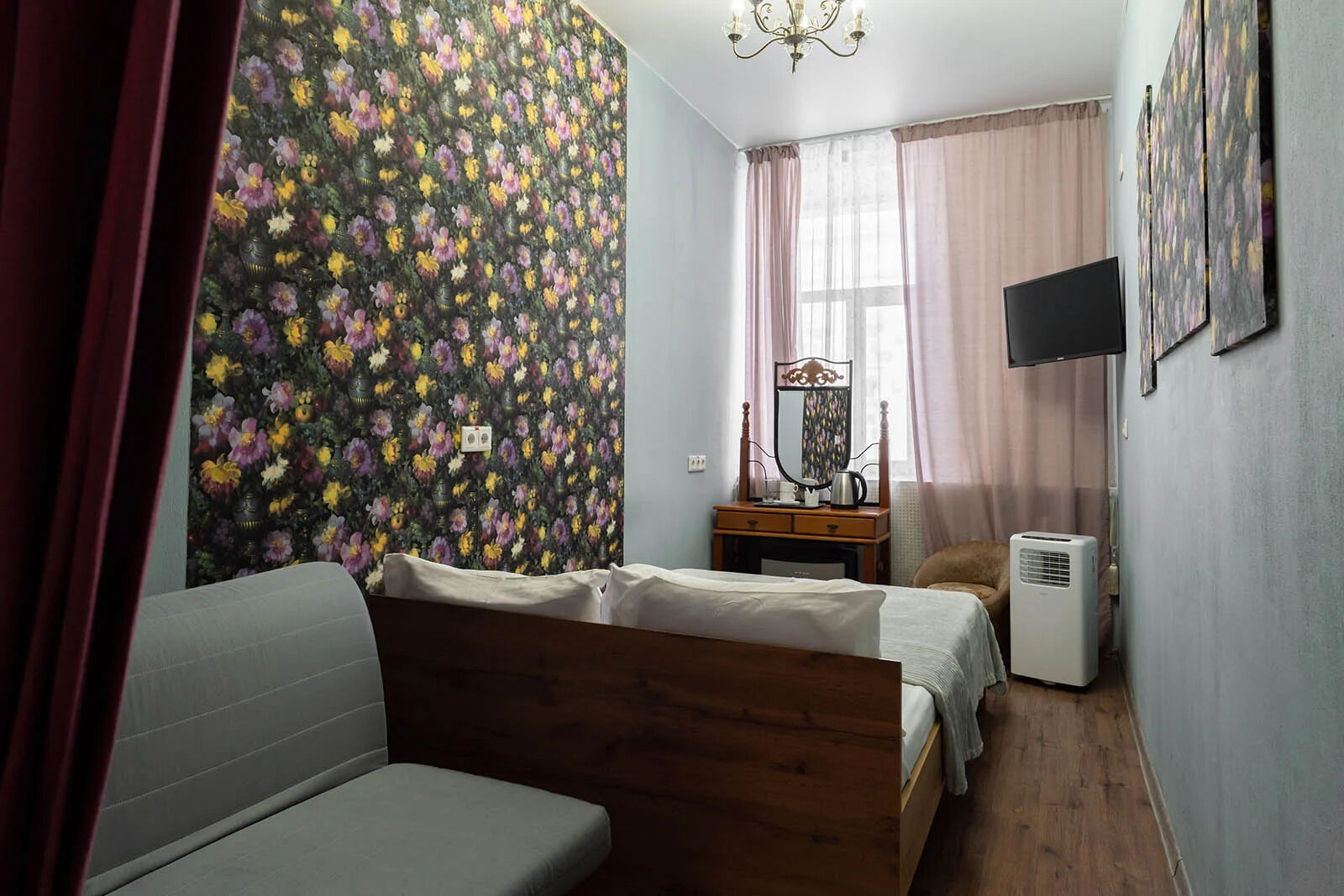 Фото Апельсин у Театра