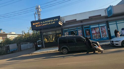 Eser Kardeşler Fotoğraf 1