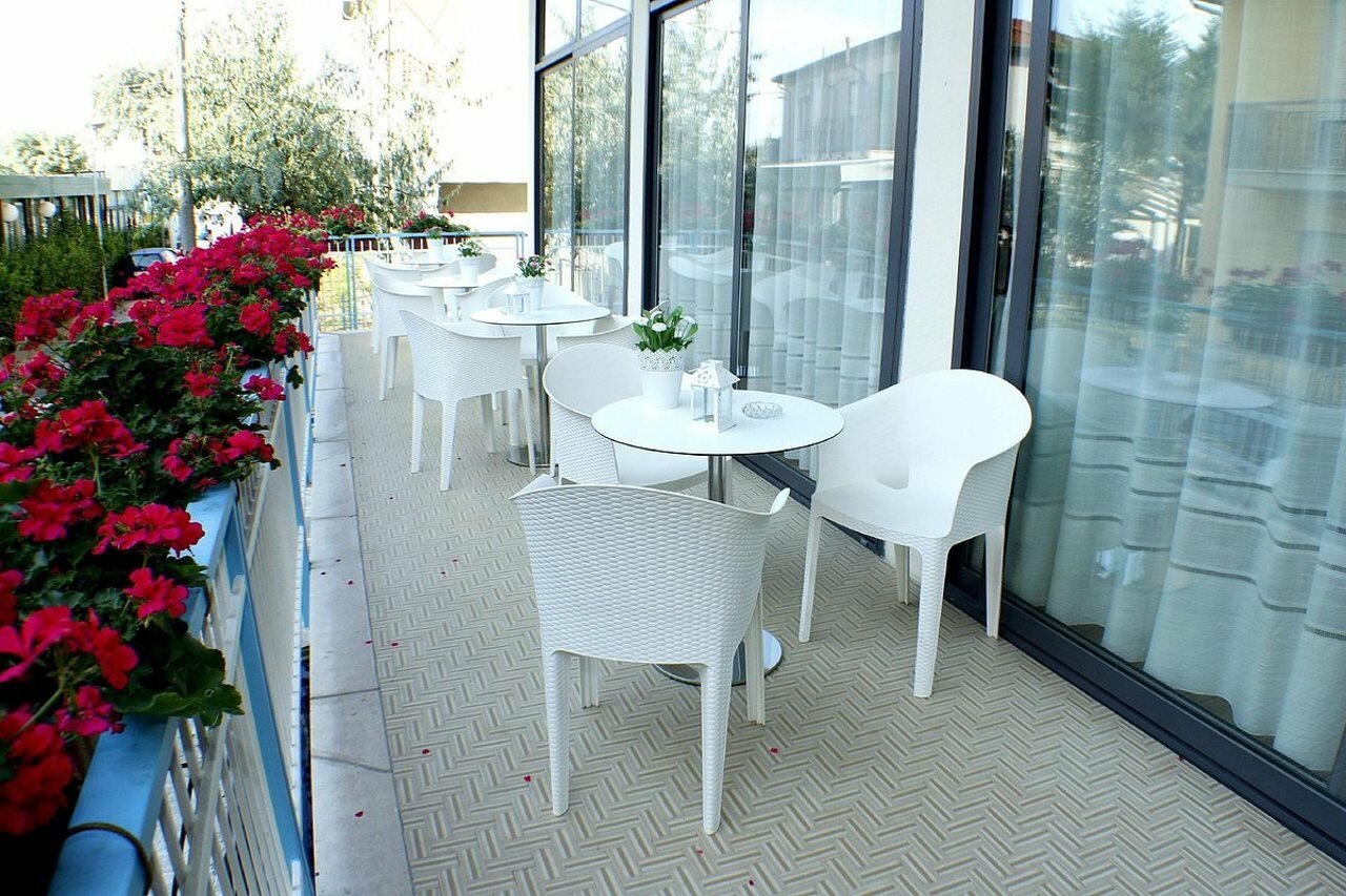 Фото Hotel Jasmine