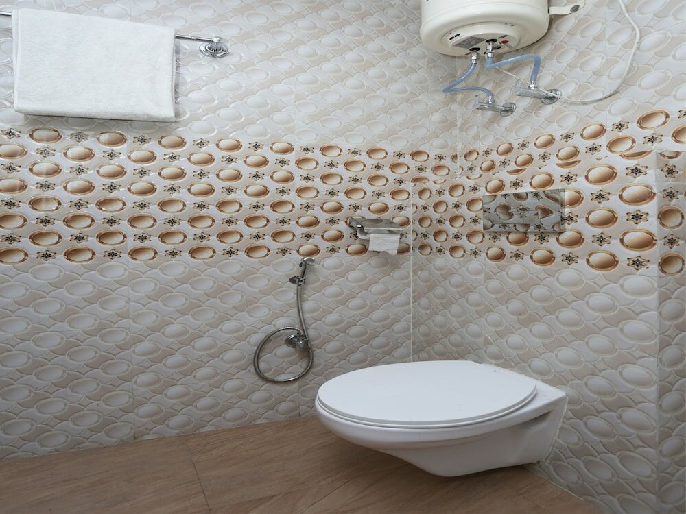 Фото Oyo 13455 Rama Krishna Hotel