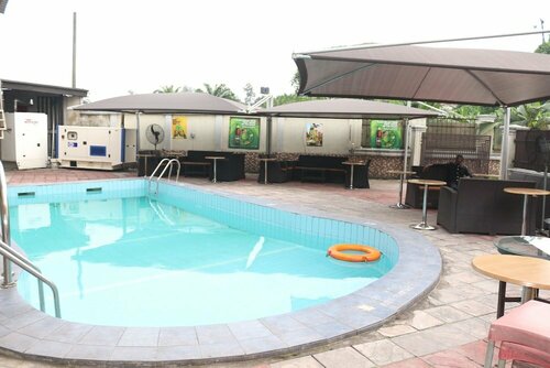 Гостиница Royal Charlin Hotel and Suites в Порт-Харкорте