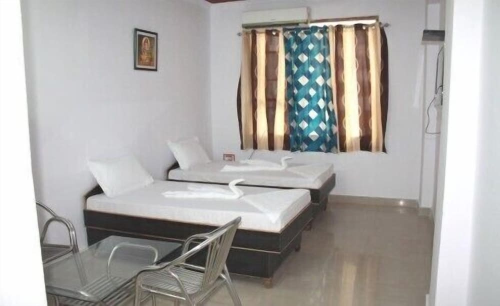 Фото Hotel Ankur