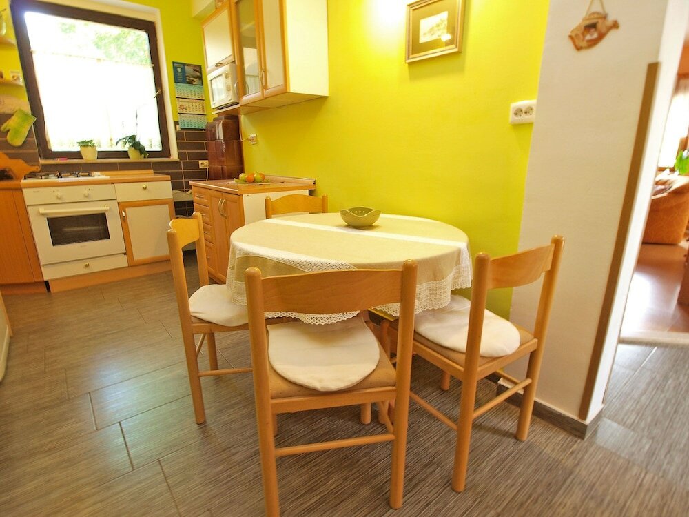 Фото Apartments Mara 44