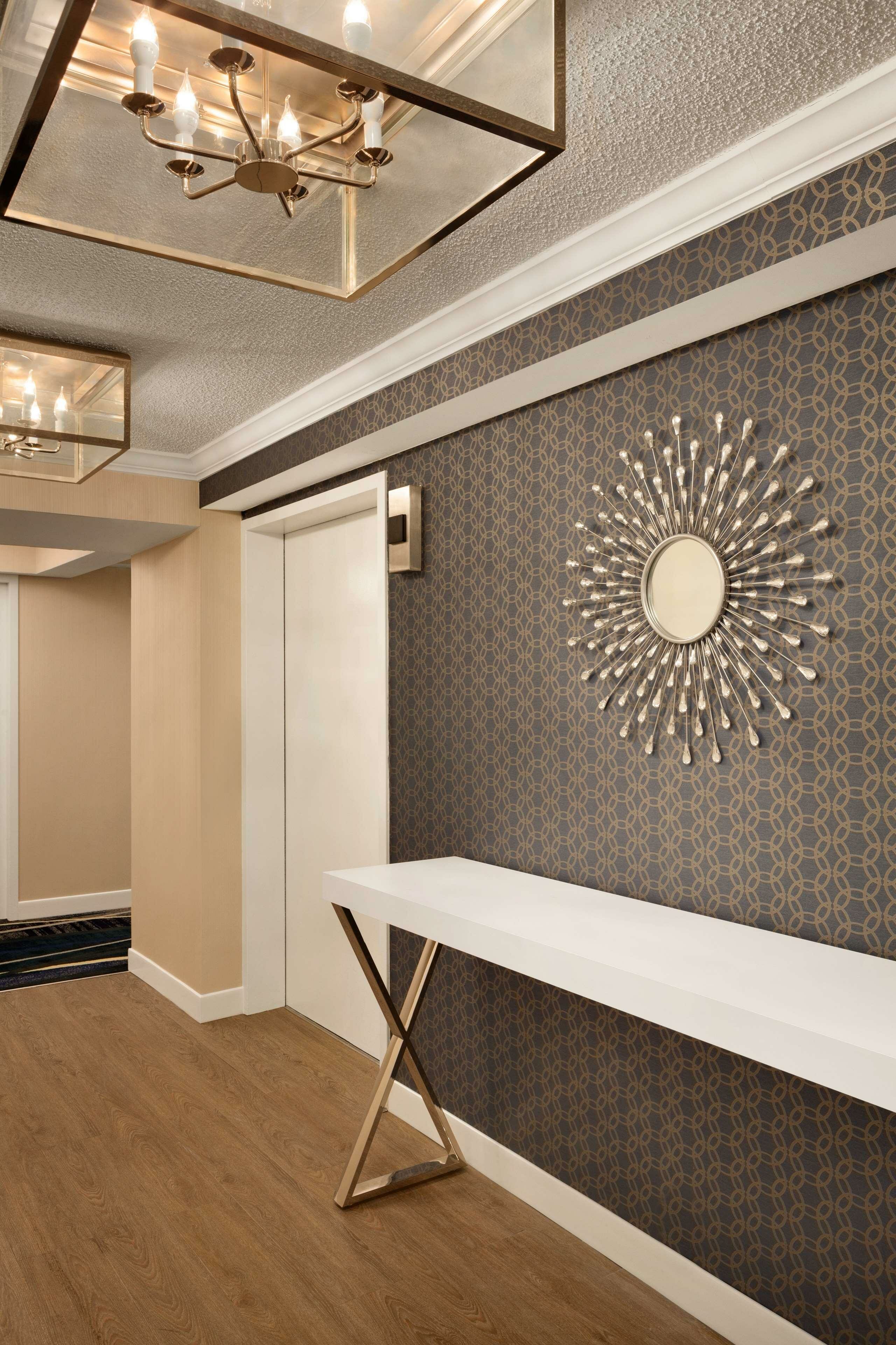 Фото Radisson Hotel Baltimore Downtown - Inner Harbor