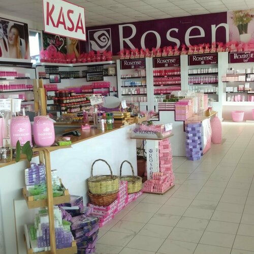 Shopping mall Rosense Rose Products, Gonen, photo