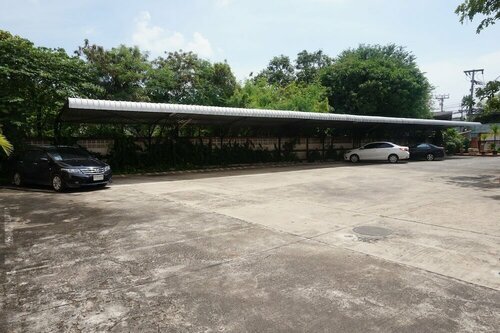 Гостиница M In Korat