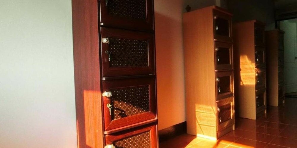 Фото Near The Park Backpack House