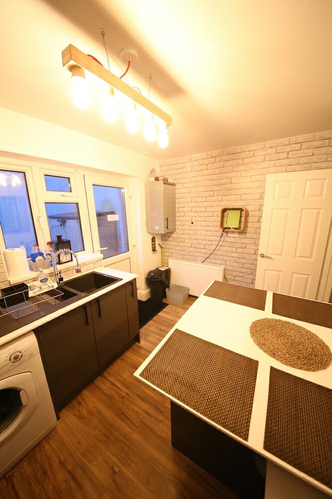 Фото Magdalen quarters