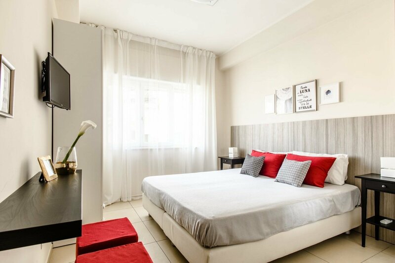 Гостиница B&b Toma la Luna в Неаполе