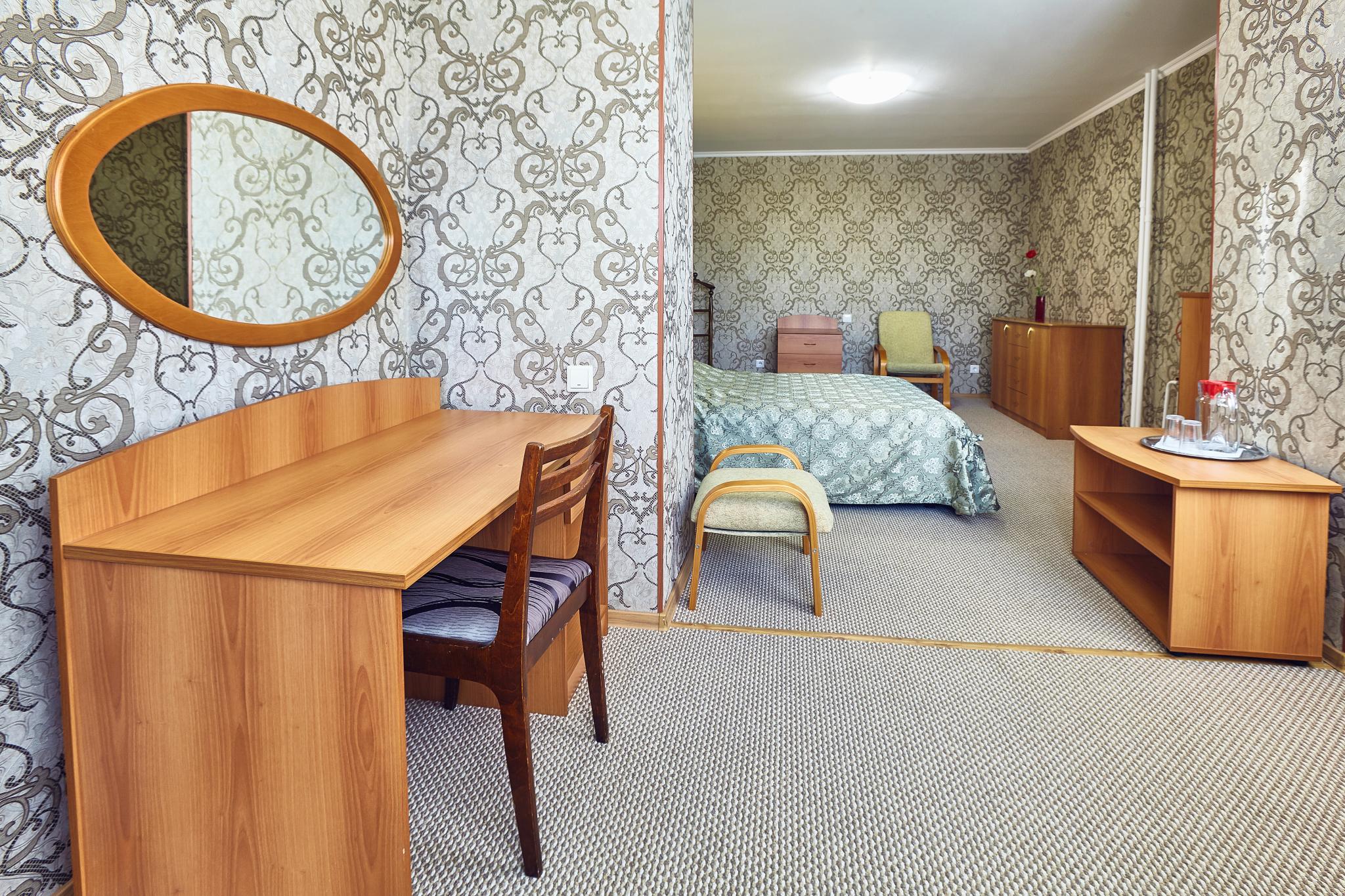 Фото Малахит 2000